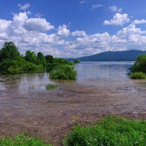 DSC07793 resize 290x290 - JEZERO LEPO ZALITO