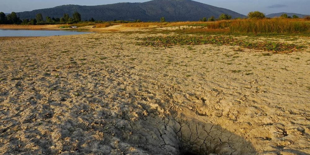 TEŽKO PRIČAVOVANIH PADAVIN NI IN NI