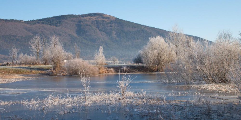 JEZERO POMRZNILO