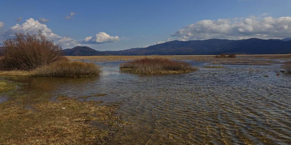 JEZERO LEPO RAZLITO
