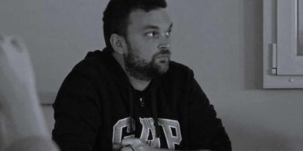 V spomin Dejvidu Tratniku